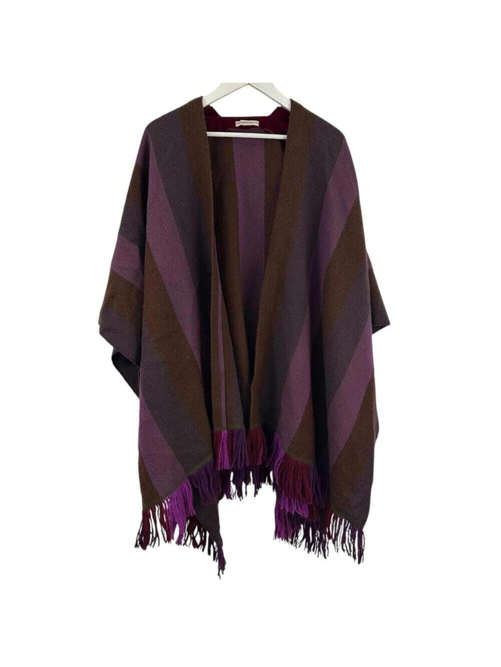 VINTAGE CHURCHHILL HANDWOVEN WOOL PONCHO